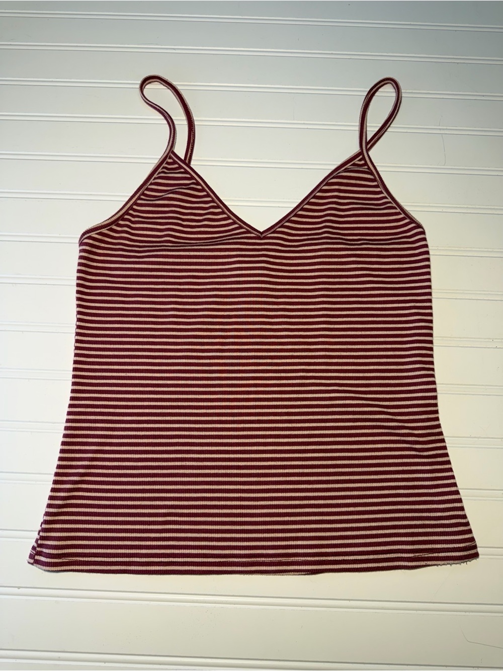 Wet Seal Red and Tan Ribbed V Neck Tank Size Large